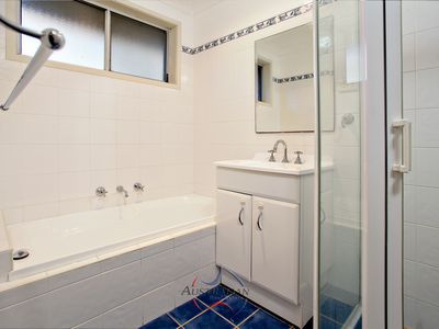 22 Alpine Circuit, St Clair