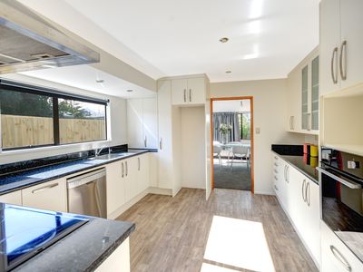 1106 Brighton Road, Brighton