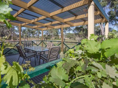 1277 Three Chain Road, Newham