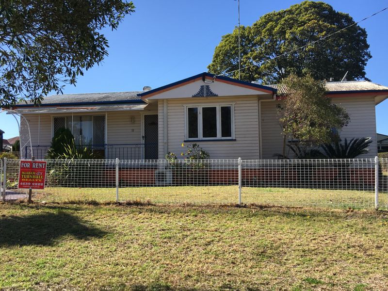 18 Waverley Street, North Toowoomba