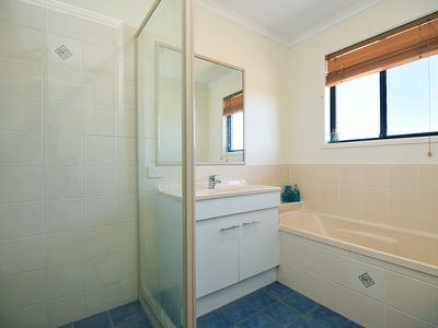 15 Balonne Drive, Glenvale