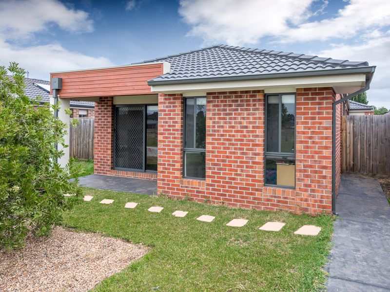 13 Solitude Lane, Doreen