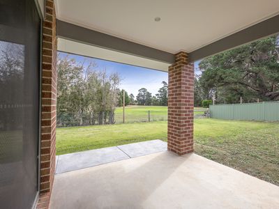 31 Lauder Place, Romsey