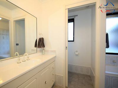 1 Meru Place, St Clair