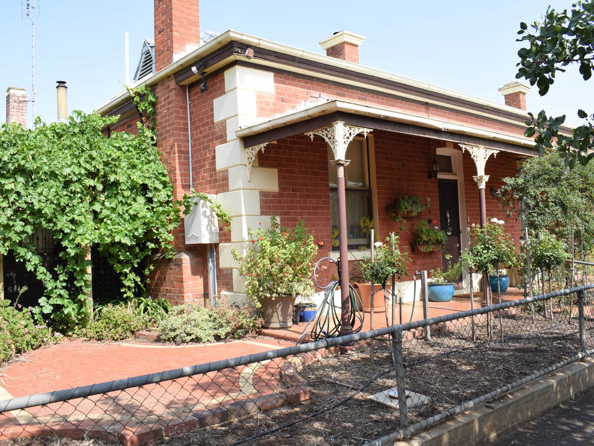 28 High Street, Wedderburn