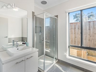 11 Yattarna Court, Broadford