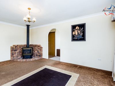 35 Menzies Circuit, St Clair