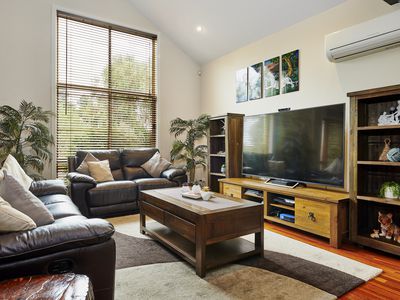 25 Astair Avenue, South Morang