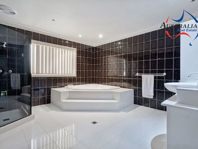 13 Hickory Place, St Clair