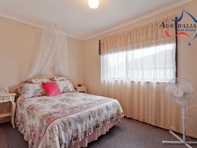 41 Dobell Circuit, St Clair