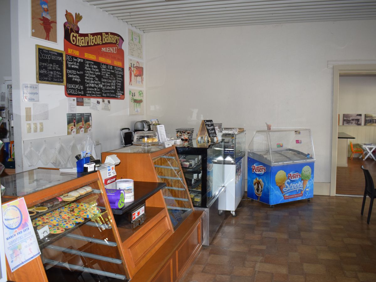 56 - 60 High Street, Charlton