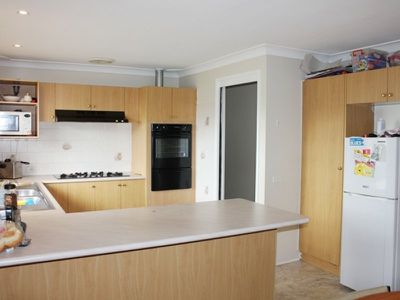 28 Caines Crescent, St Marys