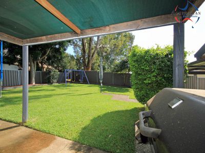 13 Blamey Street, Colyton