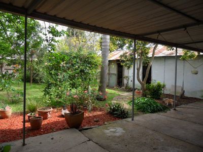 23 White Parade, St Marys