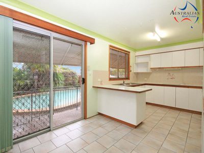 6 Mortimer Lewis Grove, St Clair