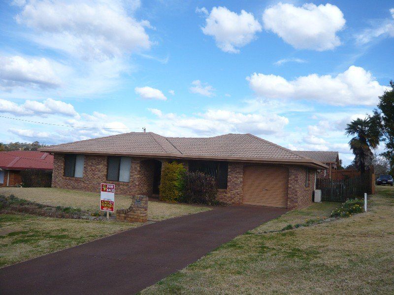 16 Kratzman Court, Kearneys Spring