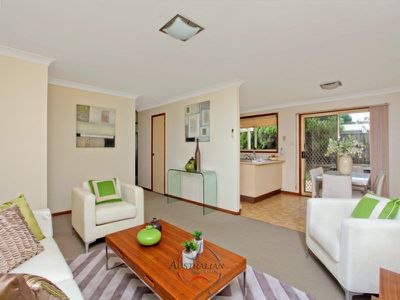 51 Explorers Way, St Clair