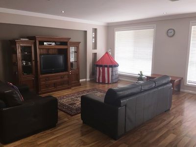 21 Kunipipi Street, St Clair