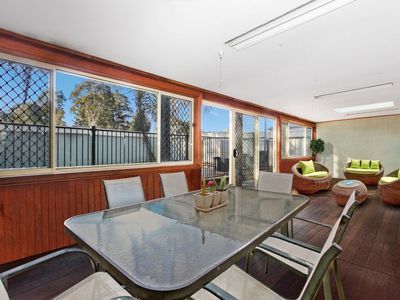 8 Menzies Circuit, St Clair