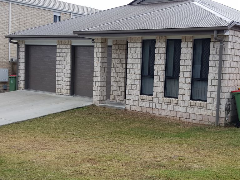2 / 6 Weston Court, Bellbird Park 2 / 6 Weston Court, Bellbird Park