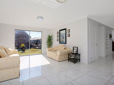 20 Ivor Avenue, Middleton Grange