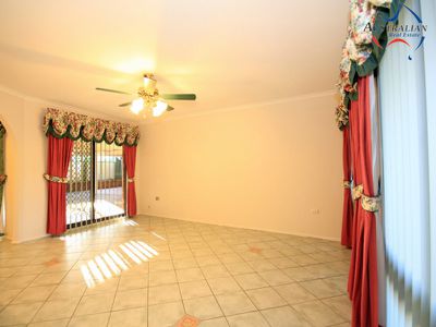 130 Pine Creek Circuit, St Clair