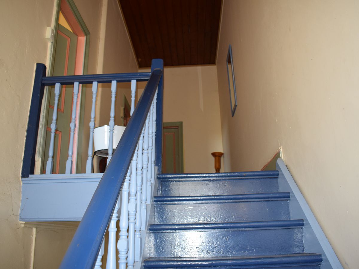 27 High Street, Charlton