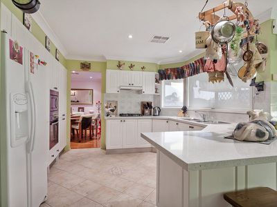 11 Ridgeview Crescent, Erskine Park