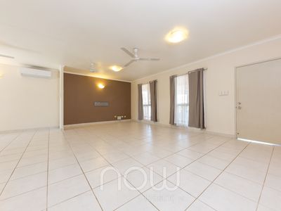 7 Noltenius Circuit, Gray