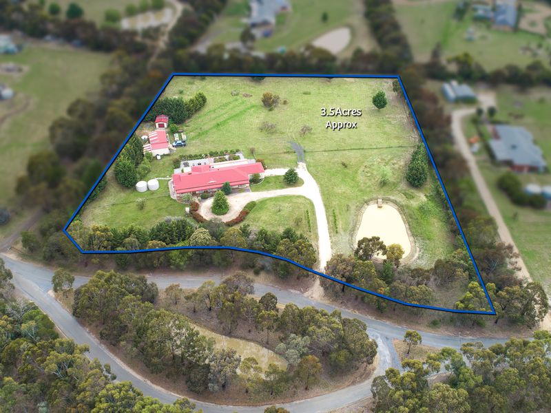 25 Billabong Drive, Monegeetta