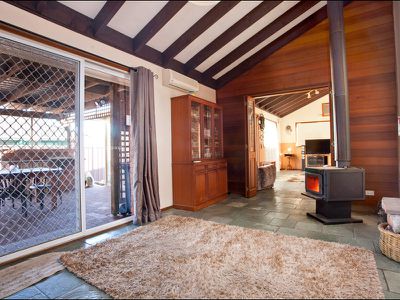 4 Trout Place, St Clair