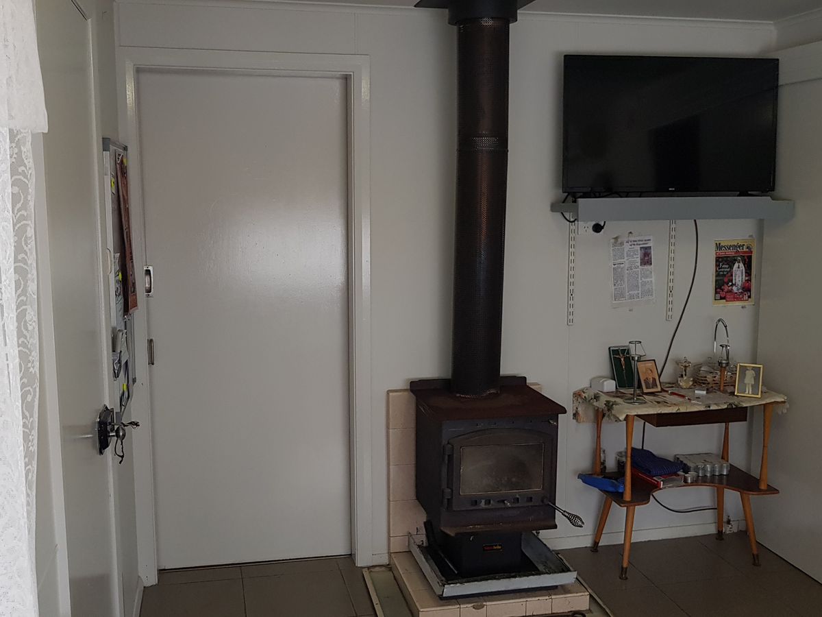 168-170  Railway Road, Elmore