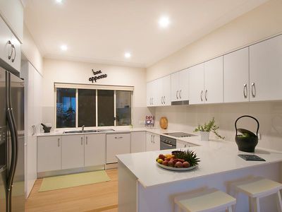 2 / 9 Fairway Drive, Banora Point