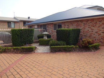 8 / 58 Gordon Avenue, Newtown