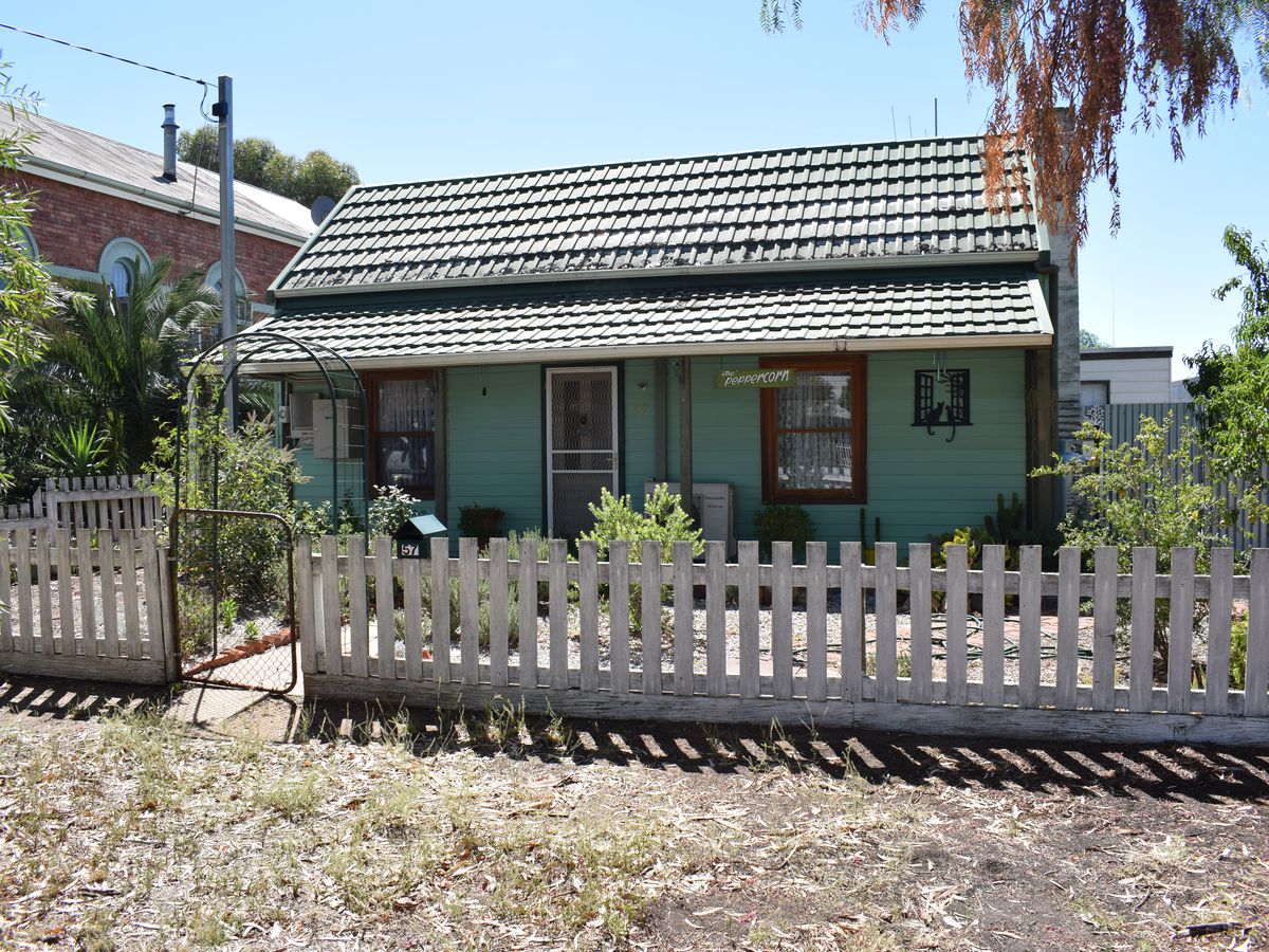 57 Grant Street North, Inglewood