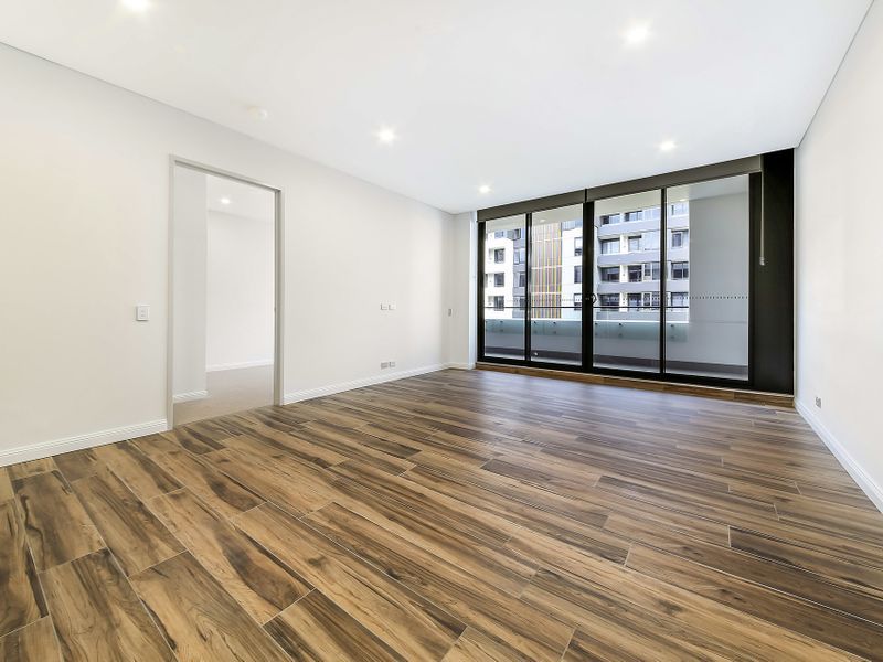 430 / 25 Rothschild Avenue, Rosebery