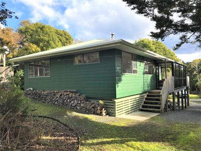 2483 Papatowai Highway, Owaka