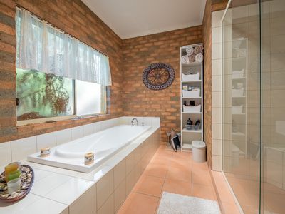 13 Muir Court, Romsey