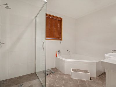 31 Dobell Circuit, St Clair