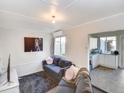 8 Coburn Avenue, North East Valley