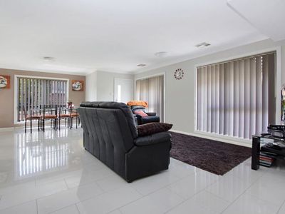 1 / 6 Canberra Street, Oxley Park