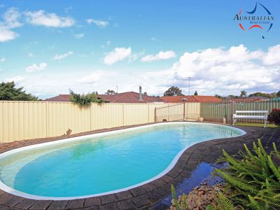 45 Pine Creek Circuit, St Clair