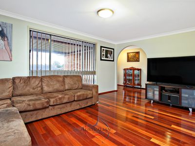 22 Alpine Circuit, St Clair