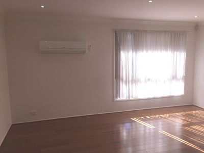 12 Shearer Street, St Clair