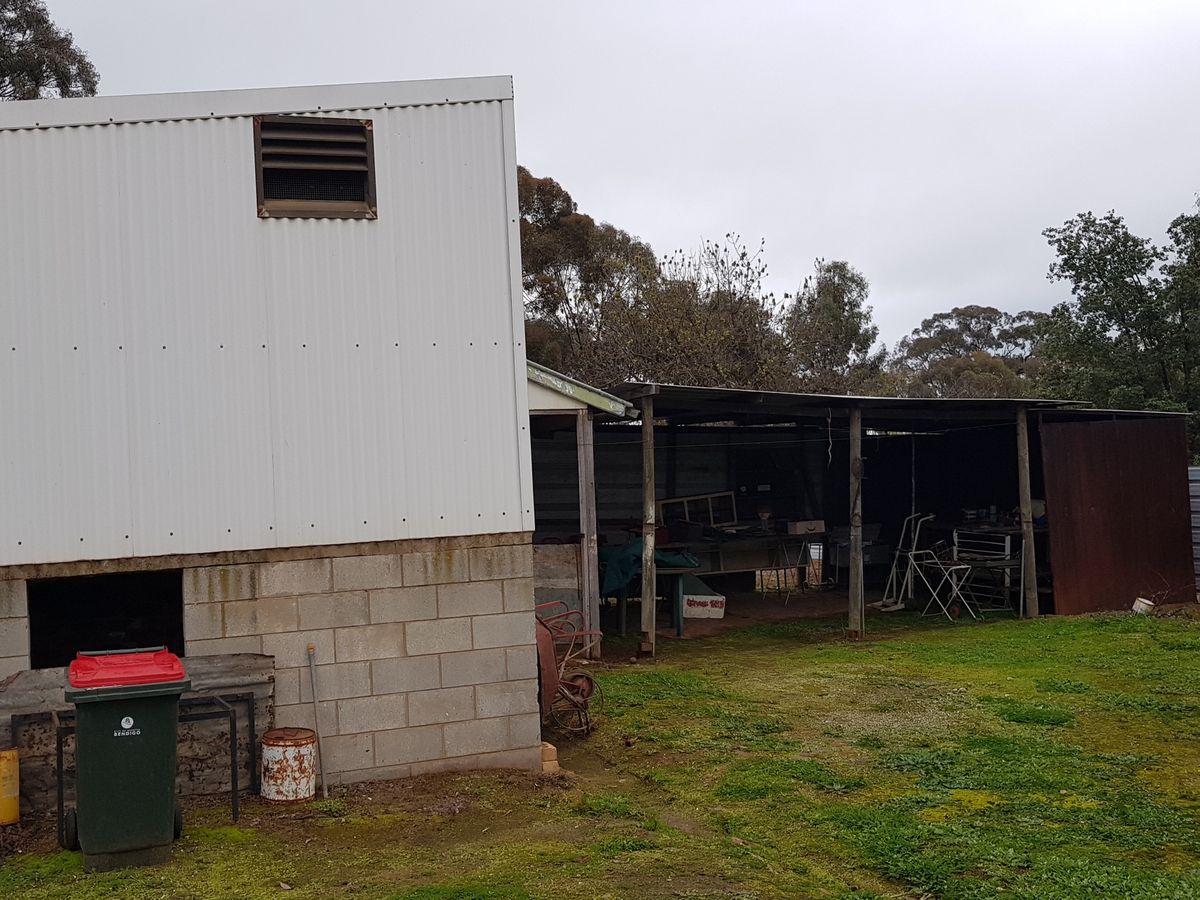 168-170  Railway Road, Elmore