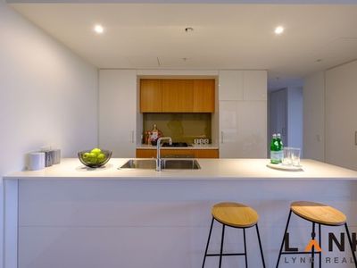 712 / 2 Saunders Close, Macquarie Park