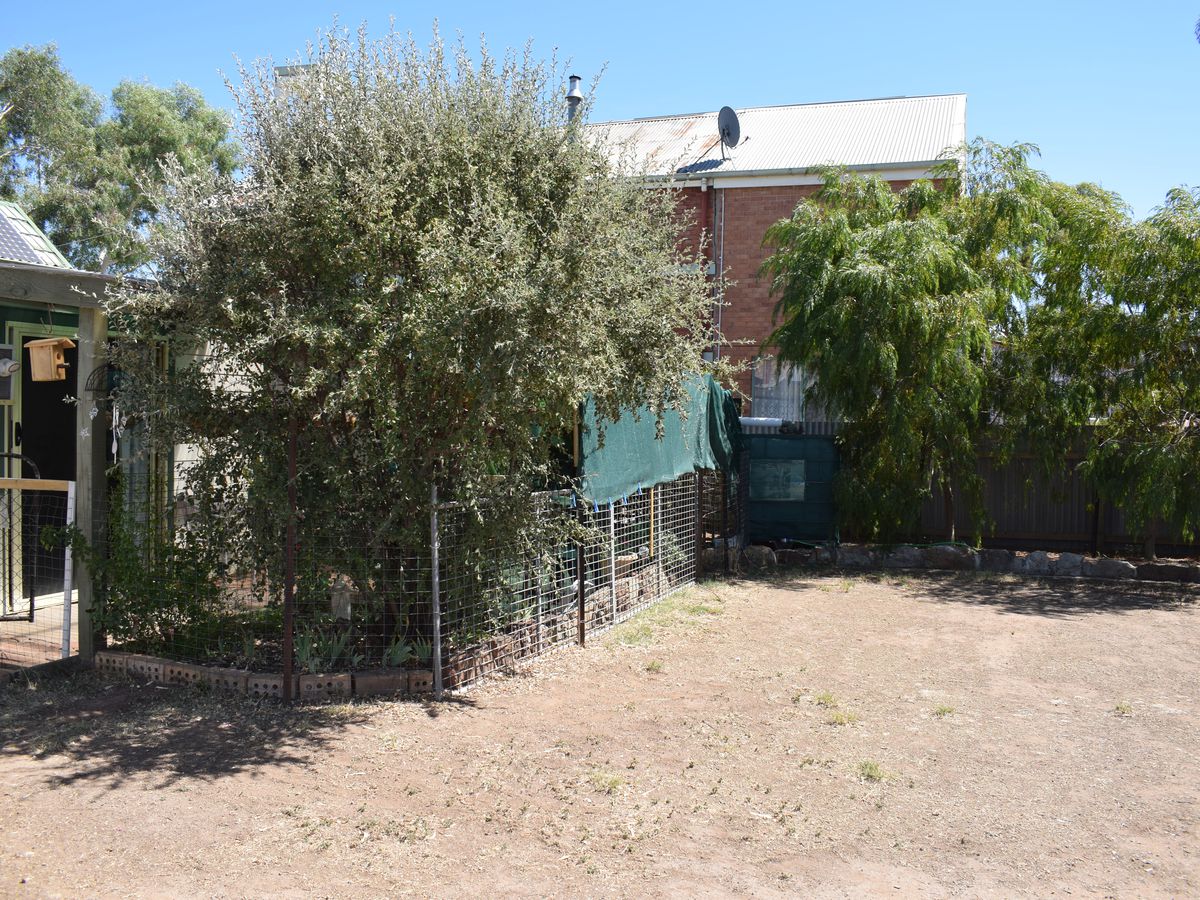 57 Grant Street North, Inglewood