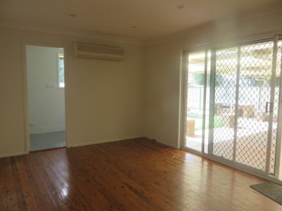 15 Pine Creek Circuit, St Clair