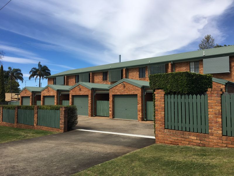4 / 32 Phillip Street, South Toowoomba