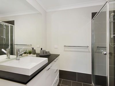 29 Guardian Way, Jordan Springs